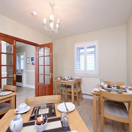 Alpha Guest House Единбург Екстериор снимка