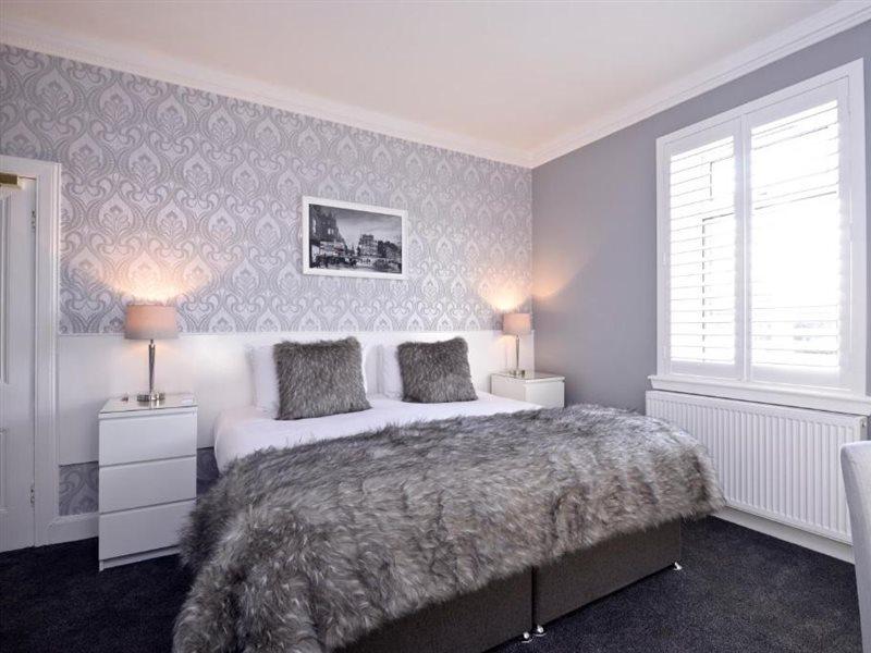 Alpha Guest House Единбург Екстериор снимка