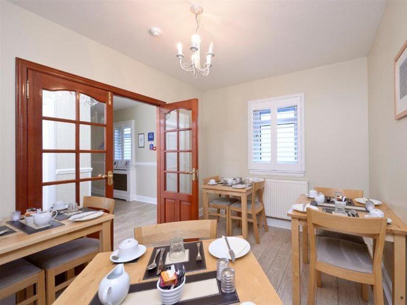 Alpha Guest House Единбург Екстериор снимка