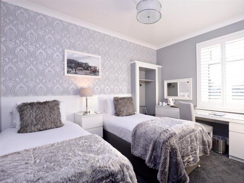 Alpha Guest House Единбург Екстериор снимка