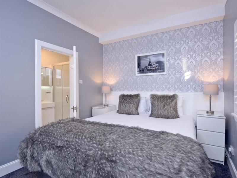 Alpha Guest House Единбург Екстериор снимка